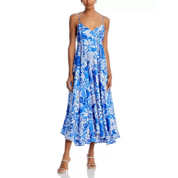 aqua soutache v neck midi dress COMING THIS WEEK and I am SO EXCITED!!! The Eleanor sweetheart neck dress is arriving and it is GORGEOUS!!! Look at that beautiful aqua color and all that intricate soutache lace detailing -